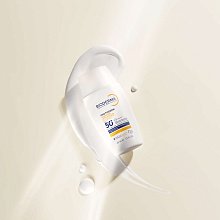 Xdefense SPF 50+ Солнцезащитный флюид для всех типов кожи